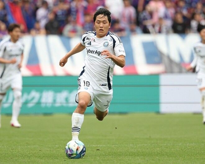 「こんな補強出来るのかよまじか…！」カタールＷ杯にも出場の韓国人MFがJ１クラブに完全移籍！「夢がある」「鳥肌が立つレベル」などファン興奮