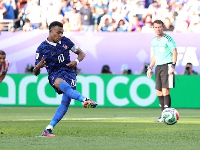 エムバペが今大会7点目! メッシと並ぶ得点ランクトップタイ、W杯通算ゴールでも1点差に迫る