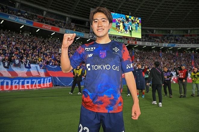 FC東京からバレンシアへ。“壁”を越え続けてきた19歳・佐藤龍之介が世界に飛び出すまでの軌跡