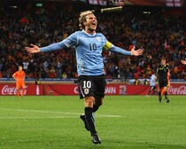 北中米Ｗ杯でGS敗退のウルグアイ、母国のレジェンドを新指揮官に任命か。U-20代表監督も任せる可能性。現地紙報道「現時点では2027年３月末までチームを率いる予定」