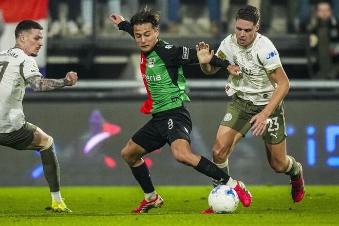 「今夏には移籍するだろう」オランダ１部指揮官が22歳日本人MFの退団を予想。ホッフェンハイム行き消滅も“新天地”を示唆「多くの関心が寄せられている」