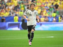 「なぜ伊東純也をベンチに残しておかなかったのか」イングランドの交代策を見て改めて疑問に感じたブラジル戦の起用法【W杯】
