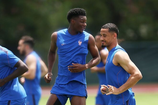 2試合欠場のフランス代表チュアメニはスペインとの大一番で起用できるのか。デシャン監督が言及「何しろW杯の準決勝だからね…」【W杯】