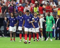 「こんなことがあっていいのか」“大本命”フランス完敗から２時間後、舞台裏で起こった“ありえない事態”に現場騒然【W杯】