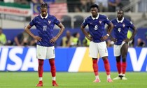「最悪で、最も取るに足らないフランス代表」スペインに完敗、各国メディアが手厳しく批評「自らの言葉と行動の間で迷子」「最高の集団＞最高の個人」【Ｗ杯】