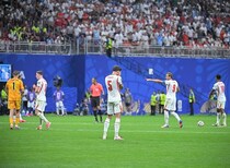 先制できたイングランド。その後、どうすればいいの？ アルゼンチンに痛恨の逆転負け。英代表OBも落胆「ついには崩れた。本当に残念」【Ｗ杯】