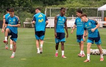 決勝前日にまさか…スペイン代表を襲った“異例の事態”。アルゼンチン代表とは対照的の状況に。FIFAは代替措置なしの方針【W杯】