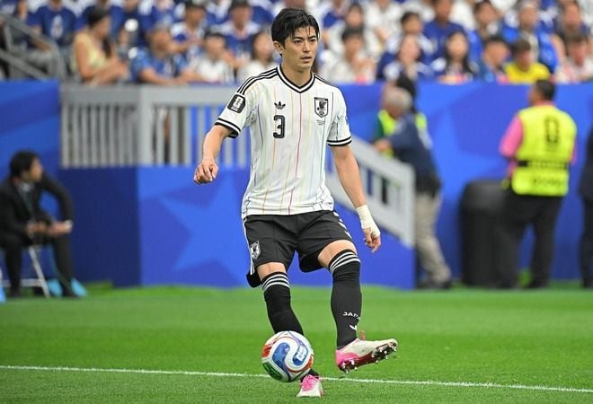 「肌も綺麗過ぎ」「朝３時でも…」W杯決勝で映った日本代表DFに視線集中「スーツでも男前なのずるいだろ」
