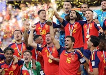 前回王者より大幅増！ スペインが栄光とともに手にした“史上最高額”の優勝賞金、その驚きの金額とは？「大会の経済的成長を反映している」【W杯】