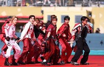 物議を醸した27分間のハーフタイムショー。スタジアムのファンの反応は？スペインとアルゼンチンで対照的【W杯】