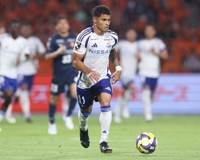 鹿島が27歳ブラジル人FWを完全移籍で獲得へ！ Ｊリーグでの実績も十分のレフティは「すべての人に感謝したいです」