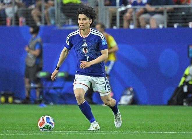 「この夏にオファーを受ける」W杯出場の日本代表戦士が放出か!地元メディアが報道「ファンは賛成しないだろうが…」