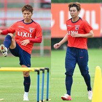「え２人ともまじかよ」「嘘だろ...」腓骨骨折、靭帯損傷。J１鹿島の“一報”にファン心配「ショックデカすぎる」「つらすぎる」