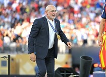 「日本では考えられない」スペインを世界制覇に導いた名将、東京五輪で日本撃破の夜にとった行動が忘れられない【W杯】