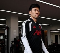 「副キャプテン候補となる可能性」W杯は無念の離脱…前日本代表主将がイングランド名門で立場向上か「役割が増すかもしれない」