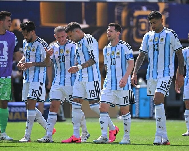 「マジで悲しい」「ついにかぁ」Ｗ杯決勝の４日後、アルゼンチン代表戦士の別れにSNS騒然「もう40手前だもんな」「一時代の終わりという感じがする」