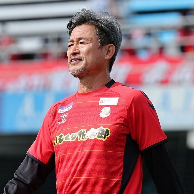 「世界一動ける59歳だ」「やっぱりカズすげーわ」公式戦で決めた！ 三浦知良の絶妙ダイレクト弾にSNS沸騰「めっちゃストライカーだな」