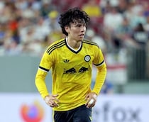 「世界で最も不運な選手なのか」またも…W杯に続いて“失点関与”の日本代表MFに現地困惑→再び“冷遇”の可能性「教訓を生かせていない」