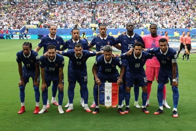 「ジダンが現役だった頃に戻った」フランス代表がエンブレムを刷新！「レトロな雰囲気」「より洗練されたな」など反響