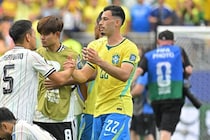 「世界一の美女だ」「完璧なふたり」日本戦で決勝弾のブラジル代表FW、“美しすぎる花嫁”とのウェディングショットが話題沸騰！「まるで童話のプリンセス」