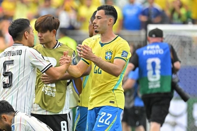 「世界一の美女だ」「完璧なふたり」日本戦で決勝弾のブラジル代表FW、“美しすぎる花嫁”とのウェディングショットが話題沸騰！「まるで童話のプリンセス」