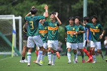 静岡学園が初のインターハイ制覇！ ラストプレー弾で劇的決着！ 大阪勢48年ぶり優勝狙った近大附に２－１勝利【総体決勝】