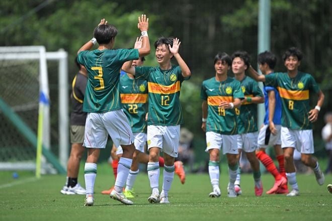 静岡学園が初のインターハイ制覇！ ラストプレー弾で劇的決着！ 大阪勢48年ぶり優勝狙った近大附に２－１勝利【総体決勝】