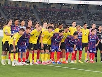 「日本流の旅立ち」ドルトムントが試合後のロッカールームを公開。折り鶴と感謝のメッセージ「素晴らしい」「リスペクト」など反響