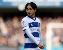 「うっま」巧みなトラップから鮮烈フィニッシュ！ 24歳日本人アタッカーの一撃にファン驚嘆「他の選手と一線を画している」「素晴らしい」