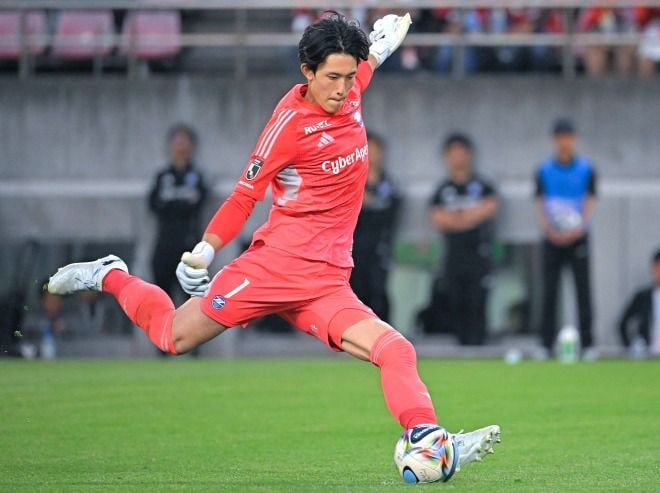 「明るく穏やかな家庭を築き、これまで以上に…」日本代表GKが結婚発表！幸せ溢れる写真公開！森保J同僚などから祝福続々