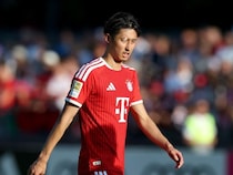 「容赦なくタックルを仕掛けた」バイエルン伊藤洋輝、警告を受けたプレーに欧州メディアが苦言「最悪の場合、選手生命を終わらせる可能性もあった」