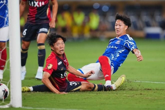 なんと！ 横浜FMの16歳が歴史的一撃！ 開幕戦最年少出場でいきなりゴール、超新星が衝撃デビュー！