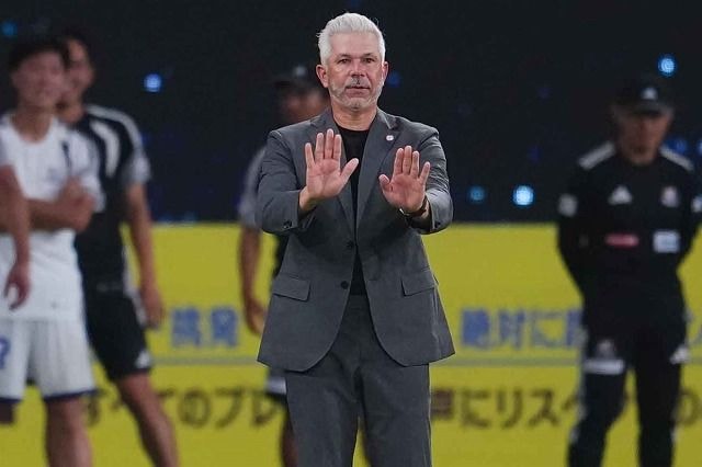 「勝ちに持ってこられるゲームだった」２点リードも逆転負け。スティーブ・コリカ監督が悔しさ露わ「鹿島であろうとなかろうと…」【横浜FM】