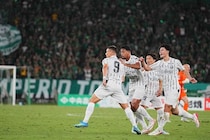 長谷部茂利体制継続＆中村憲剛ヘッドコーチら入閣の川崎が開幕戦で見せた変化は？“回数と質で殴り続けるしかない”劇的ドローも課題は山積
