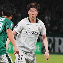 「嬉しいニュース」代表活動中の右膝前十字靱帯断裂から復活。25歳MFに森保監督も安堵