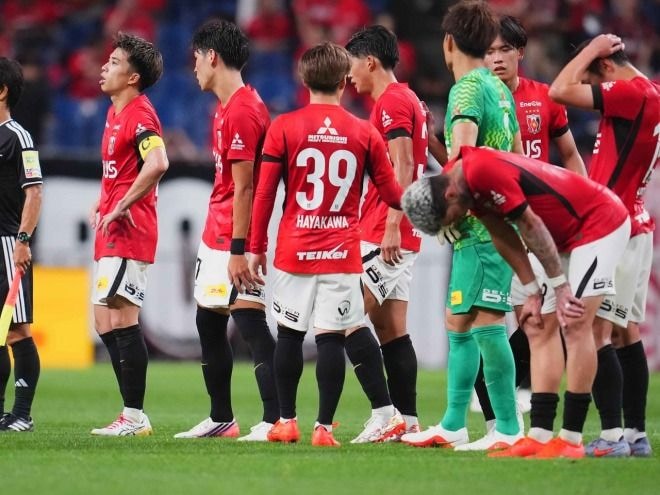 開幕２連敗、８失点。浦和に今、必要なのは「前へ走ること」ではなく「前へ出るための道」を作ること。矢印だけでは目的地にたどり着けない