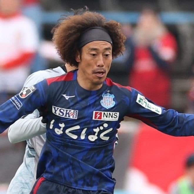 J２クラブの38歳FWが全治６か月「しばらく修行に出ることにしました」。“さんぺーロス”を心配「辛い時には僕のアフロを思い出してください」