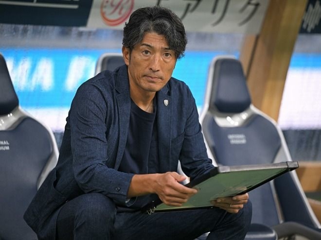 些細な事を見逃せば「この連勝は長く続かない」。好発進の横浜FCで、須藤監督は目を光らせる「できないこと、できること。精査していきたい」