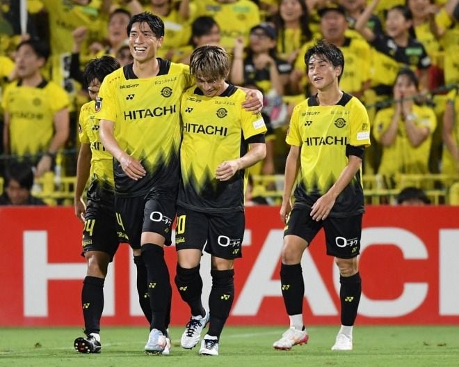４発逆転勝ちのレイソル「強すぎやろ...」。J１開幕３連勝に反響「レベルが違うね」「敵なしじゃん」