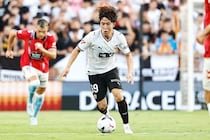 「すごいな」「開幕スタメンも納得」19歳日本人がラ・リーガデビューでいきなり魅せた！“決めるだけ”の絶好機演出に反響「香川真司みたい」