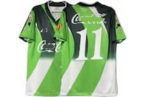 Amazonにあるなんて！　「ヴェルディ川崎」風ユニフォーム