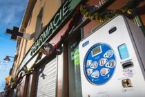 「コンドームは弱さの象徴」仏で使わない若者増加　男性優位主義が影響か