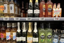 アルコール大国フランスで「ノーロー」台頭　ワイン見本市や高級レストランにも波