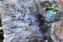 従来の生分解性を超える性能　日本発の「海で消えるプラスチック」