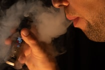 電子タバコ禁止が裏目に　メキシコで麻薬カルテルが市場を支配