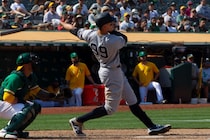 MLB：長身打者の難しい「ゾーン」判定、ロボット審判で一貫性　ジャッジ「使うタイミング見極める」