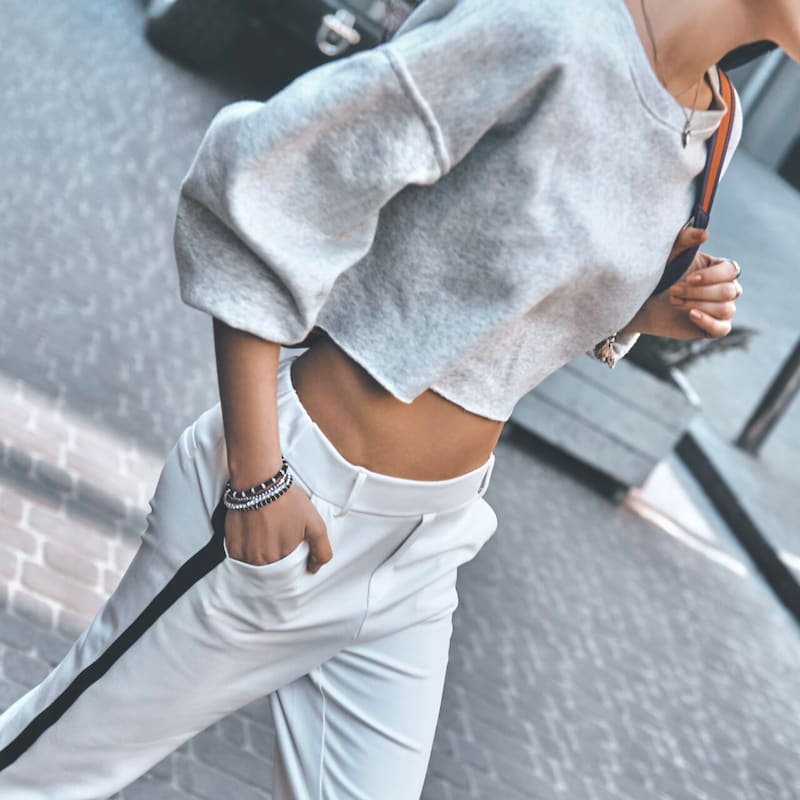 太りにくい下半身へ！１日３セット【太もも裏と体幹を同時に鍛える】簡単エクササイズ