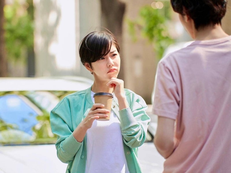 本命には選ばれない…下心だけの男性ばかり引き寄せる女性の「特徴」