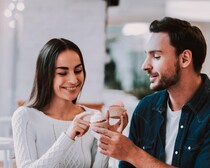 「一口食べる？」は脈アリ？男性が本命女性にだけする行動