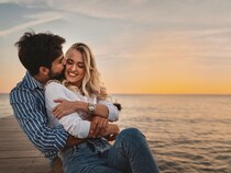 マンネリと“さよなら”できる。彼氏が思わずあなたに「惚れ直す」瞬間